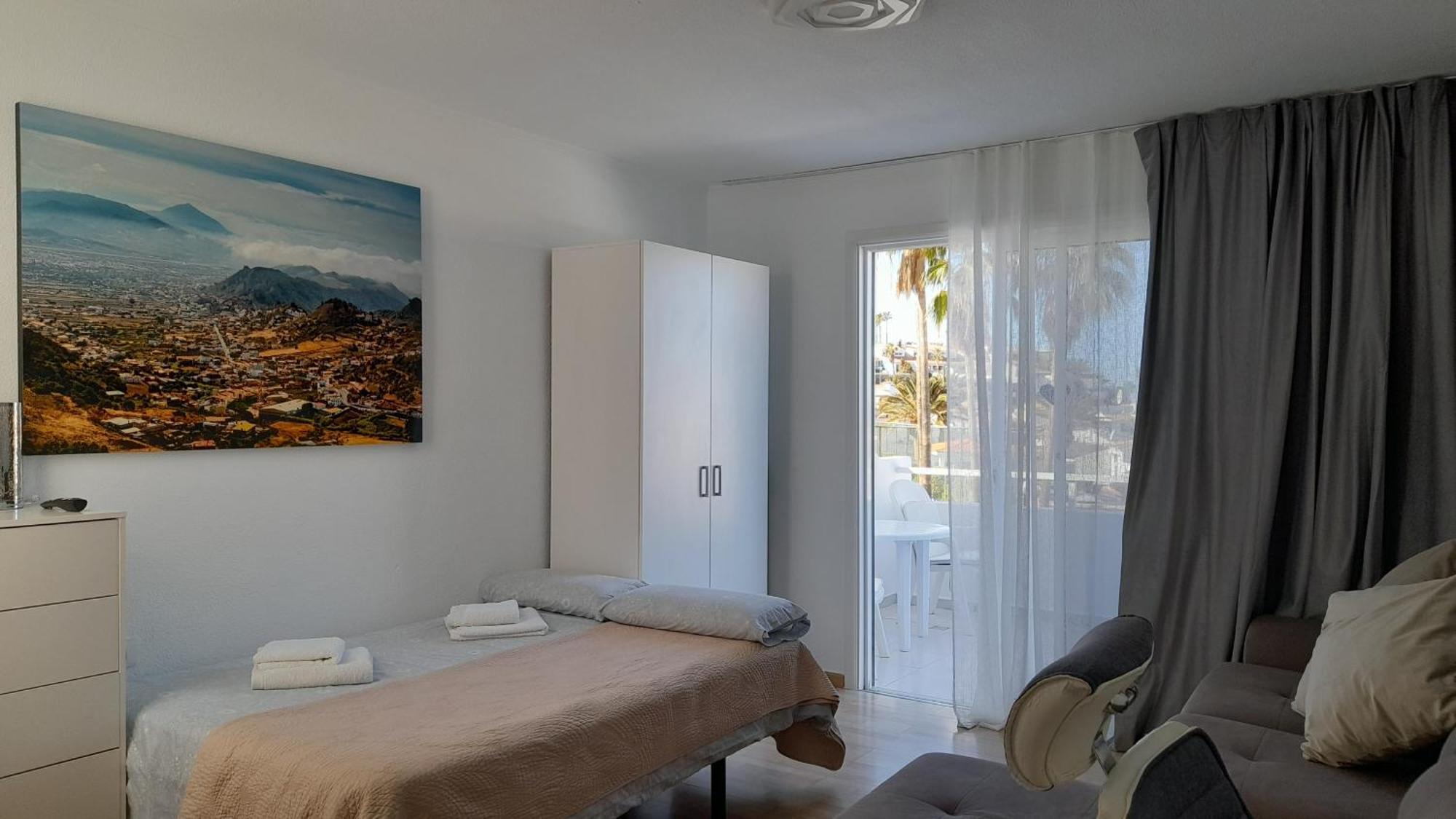 Apartments Island Village Heights Costa Adeje  Quarto foto